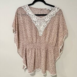 Forever 21 Floral Lace Peasant Top Size S Boho Cottagecore EUC Fairycore Blouse